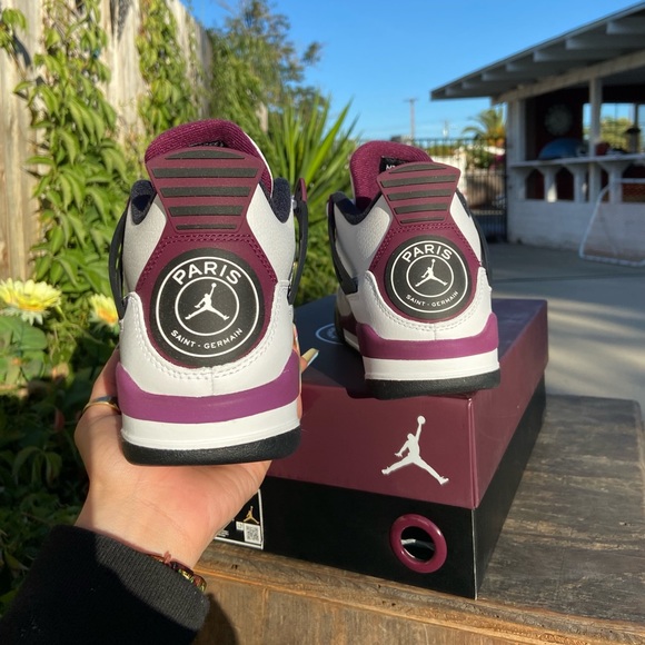 PSG x Air Jordan Retro (SOLD) - Picture 8 of 11